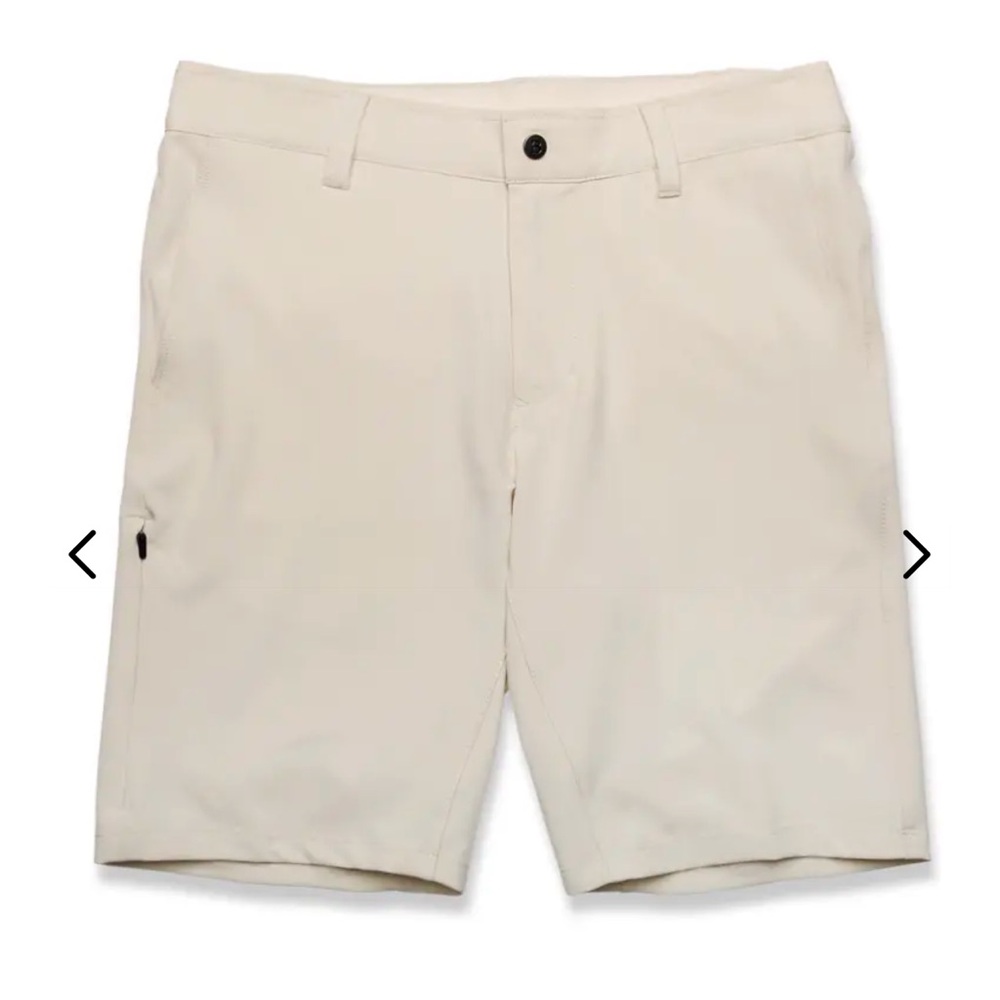 BYLT Bone Kinetic Short size 33